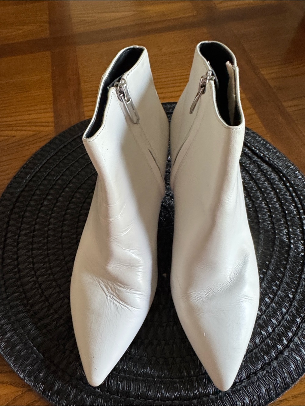 Sam Edelman White Pointed Toe Ankle Booties with Side Zip